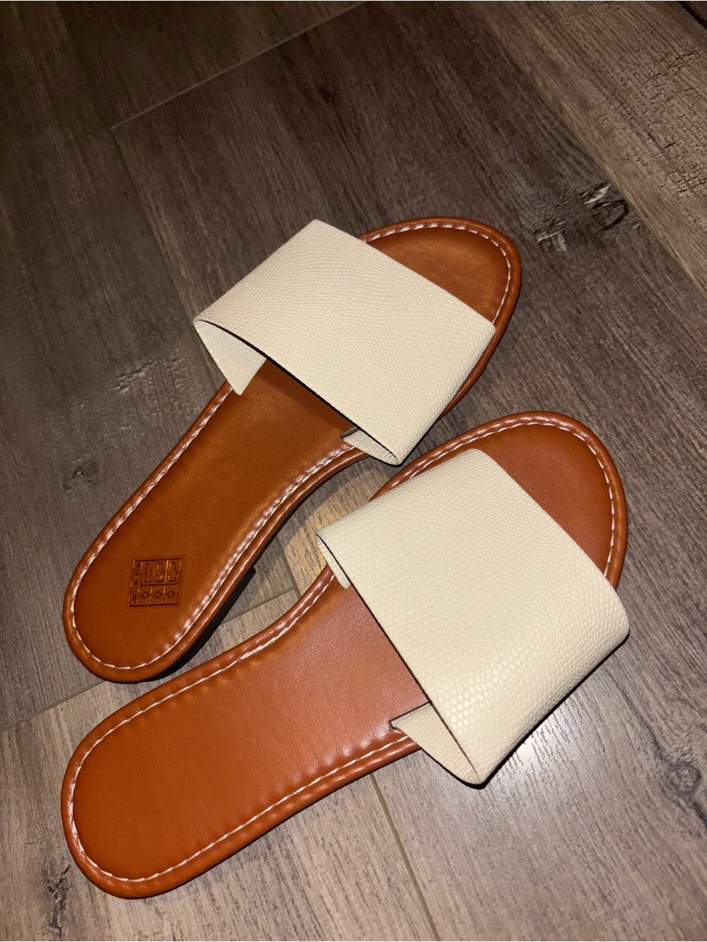 Women's Cream Slide Sandals with Tan Footbed